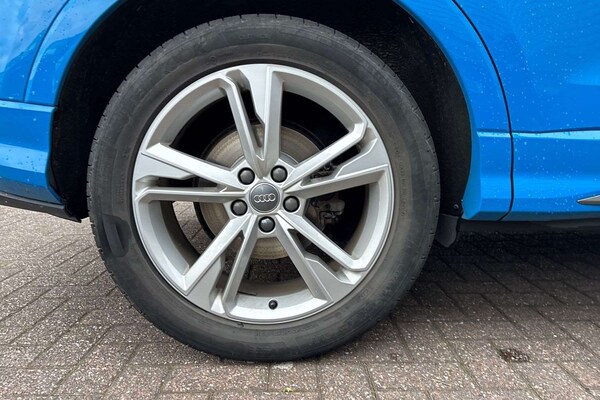 Used Audi Q3 2019 for sale - 76087910: Photo 9