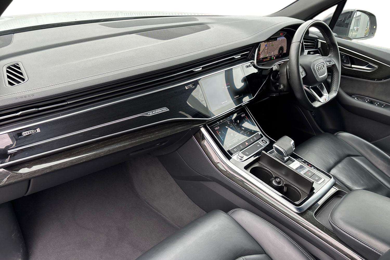 Used Audi Q7 2022 for sale - 77553140: Photo 2