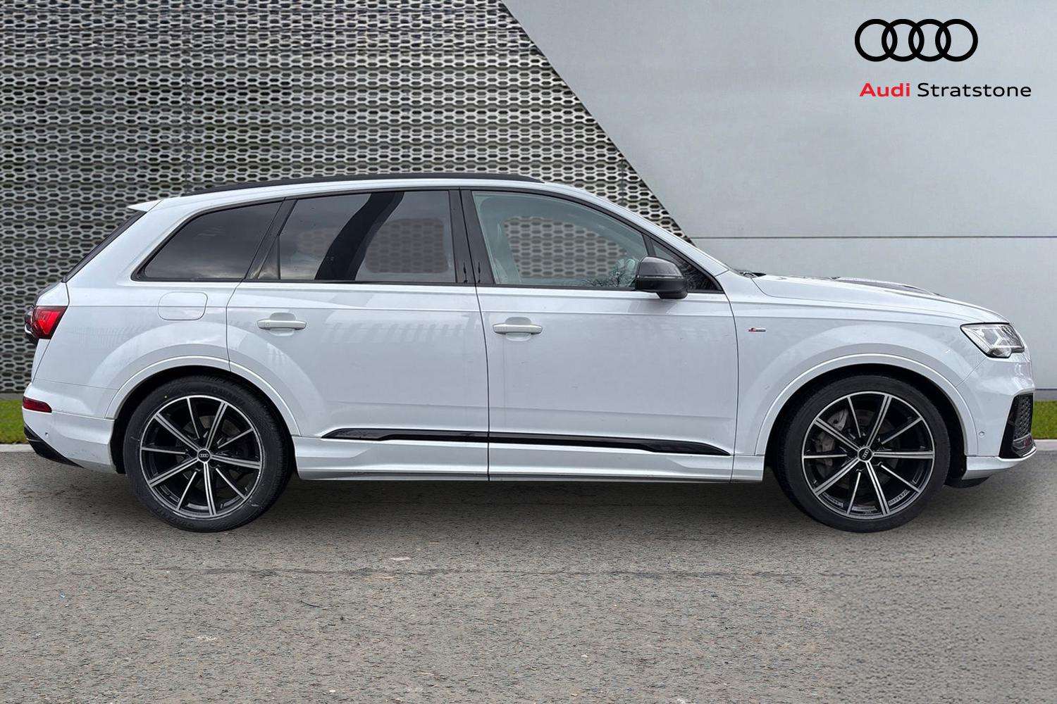 Used Audi Q7 2022 for sale - 77553140: Photo 4