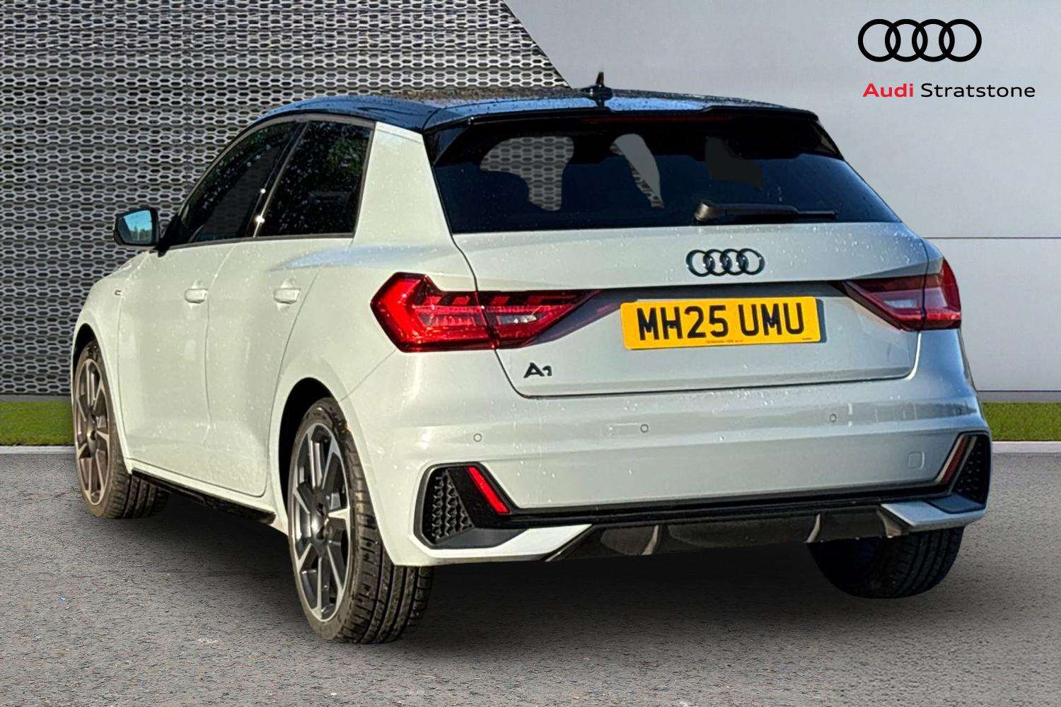 Used Audi A1 2025 for sale - 76610526: Photo 3