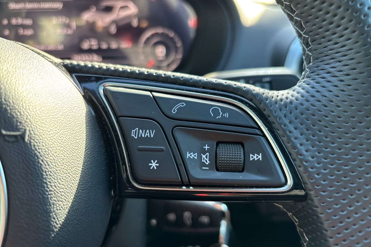 Used Audi Q2 2023 for sale - 77741001: Photo 17