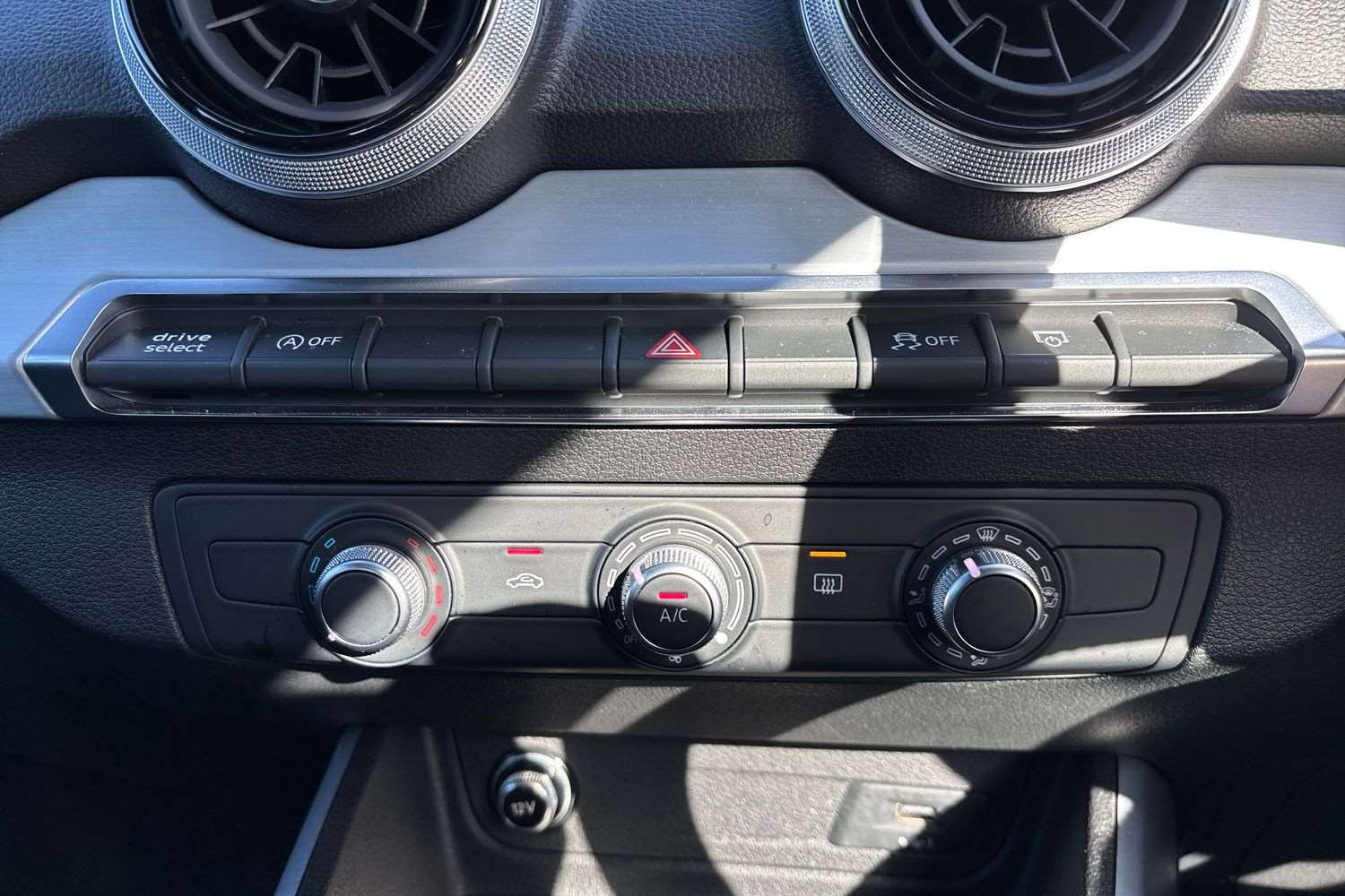 Used Audi Q2 2023 for sale - 77741001: Photo 32