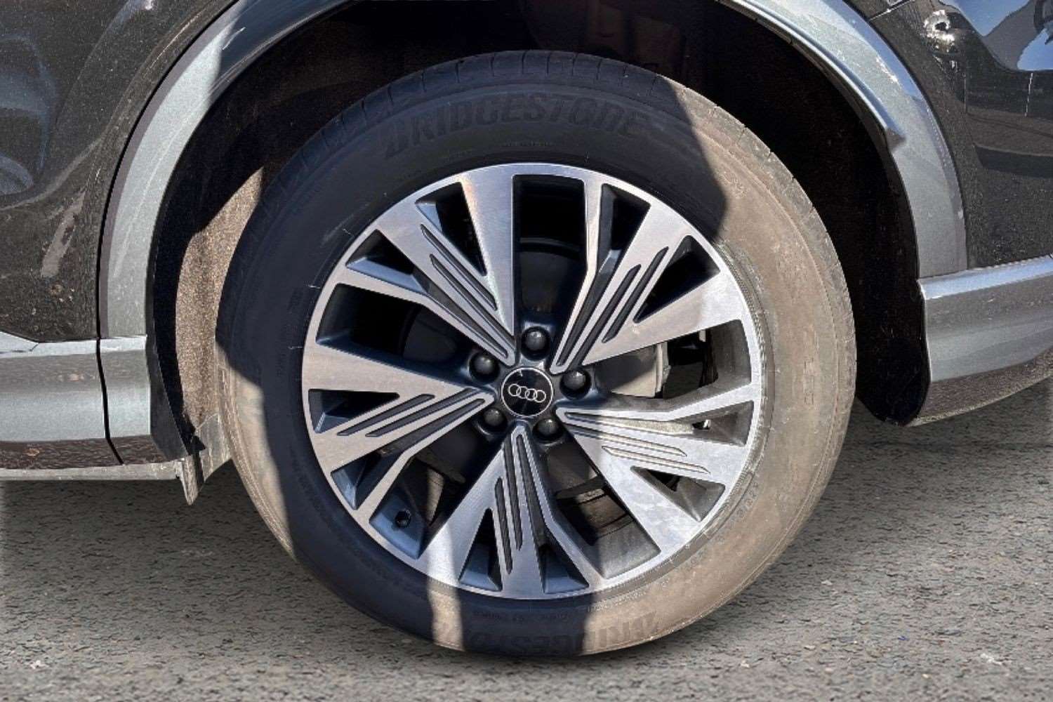 Used Audi Q4 e-tron 2025 for sale - 76610601: Photo 9