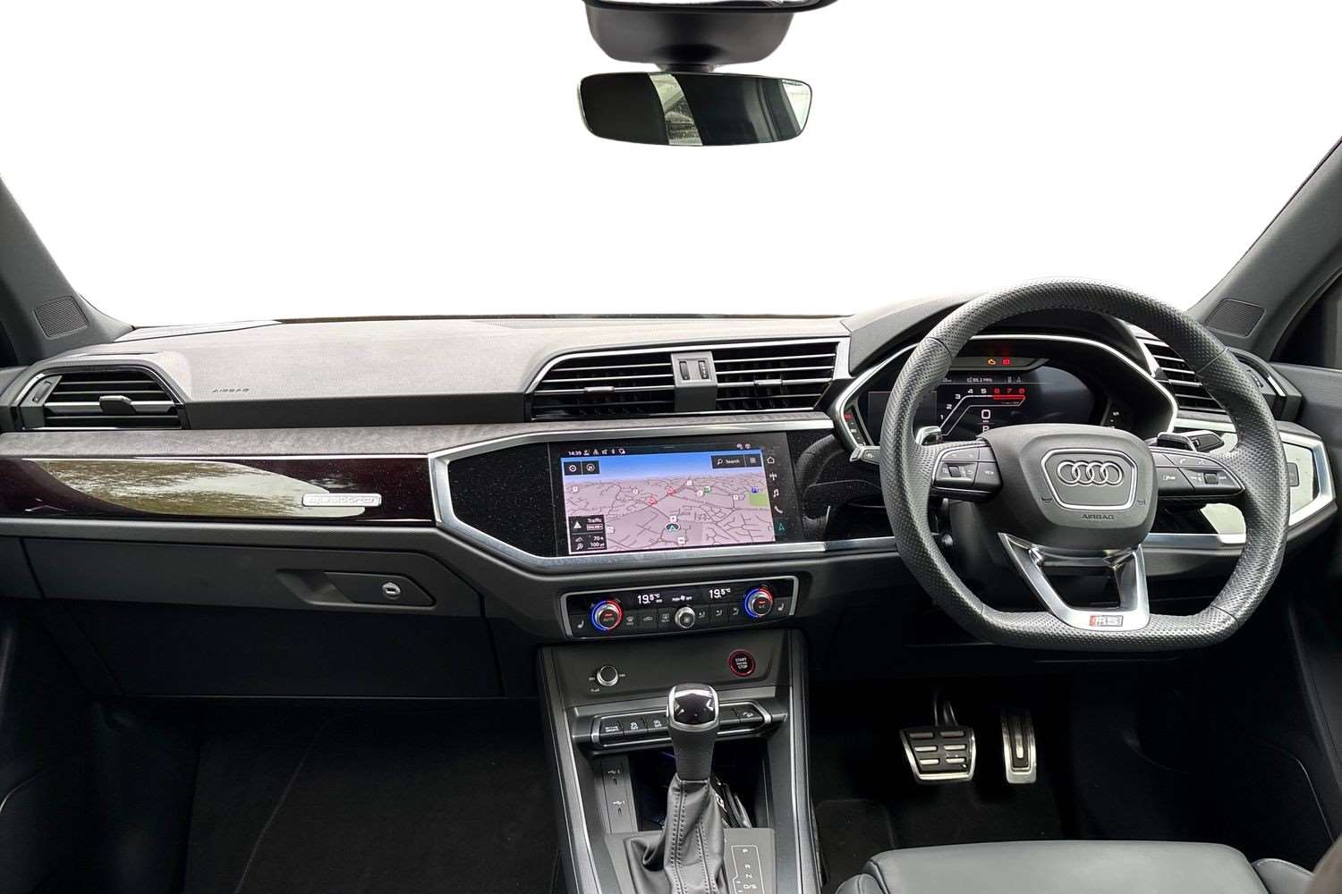 Used Audi RS Q3 2023 for sale - 76460578: Photo 19