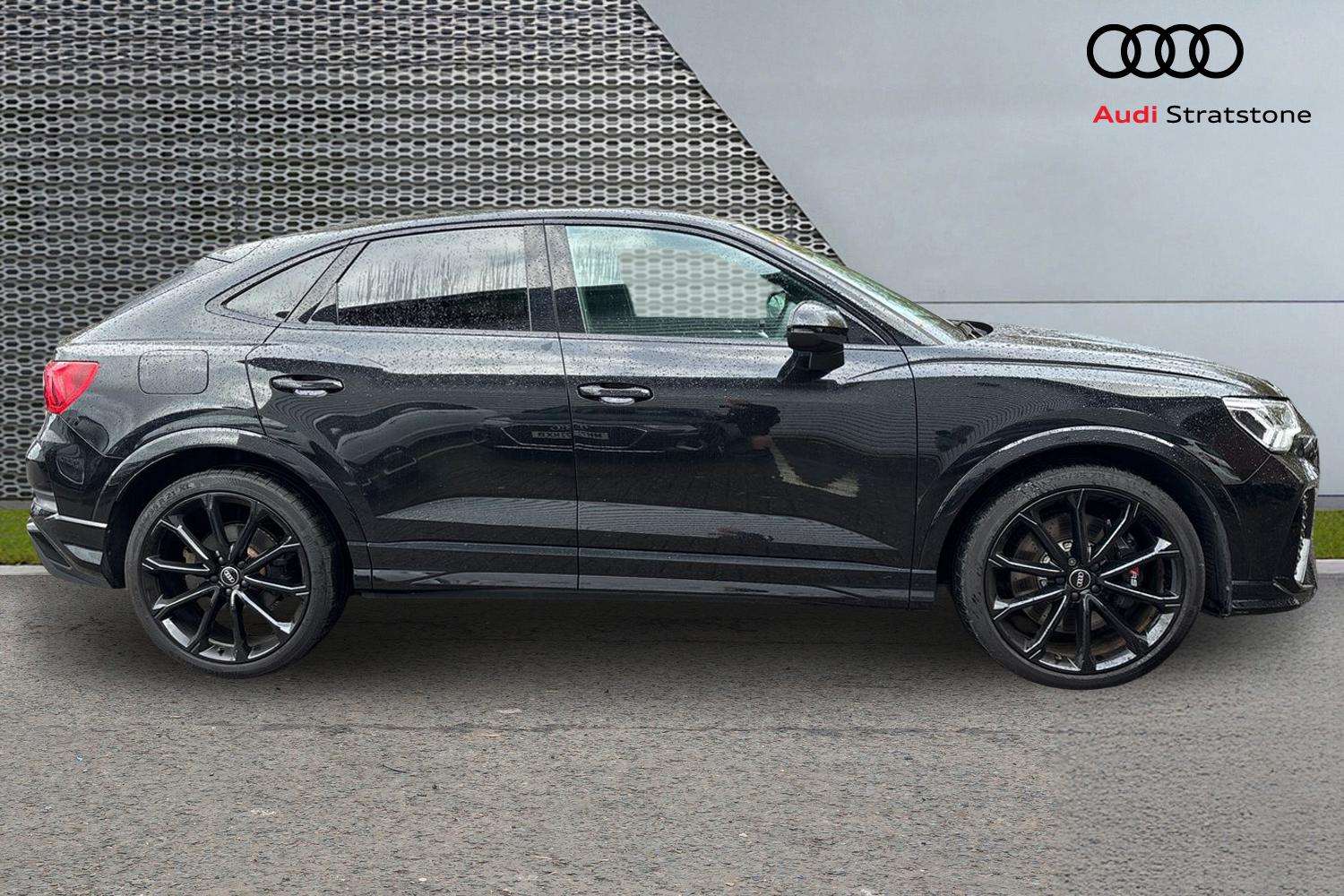 Used Audi RS Q3 2023 for sale - 76460578: Photo 4