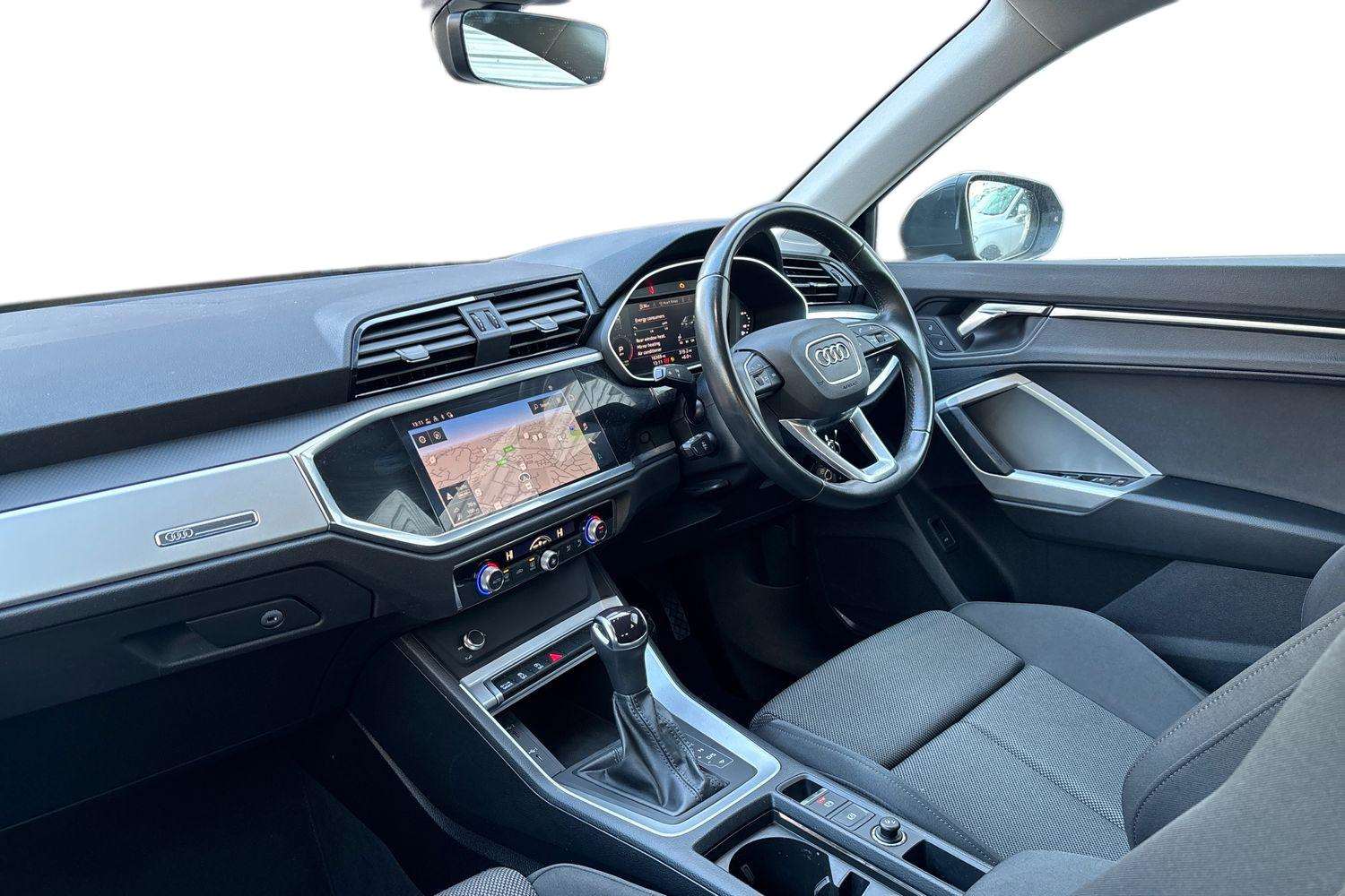 Used Audi Q3 2023 for sale - 76804817: Photo 2