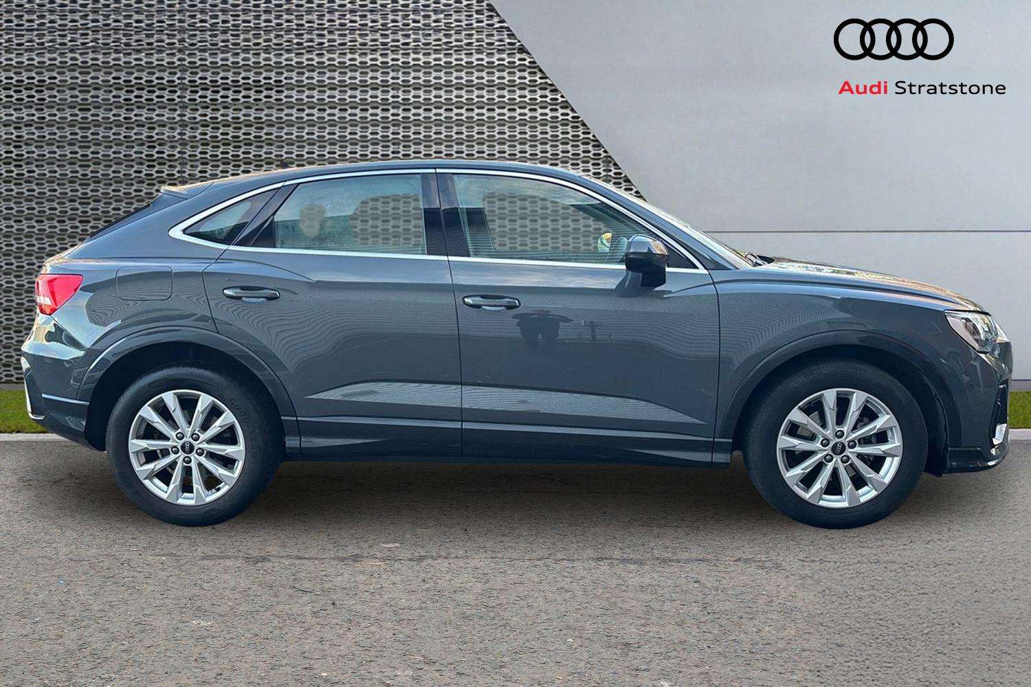 Used Audi Q3 2023 for sale - 76804817: Photo 4