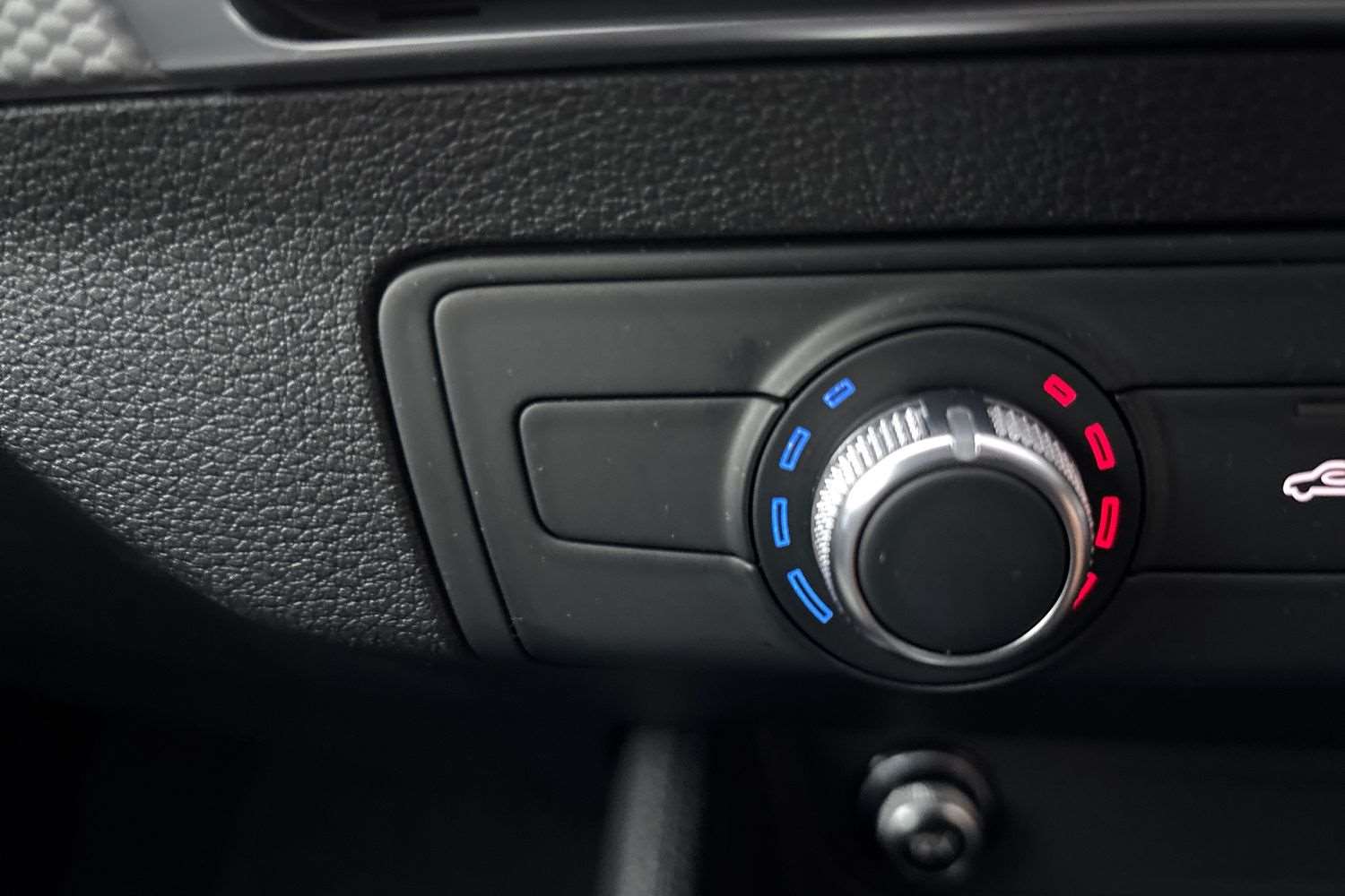 Used Audi Q2 2024 for sale - 76475846: Photo 28