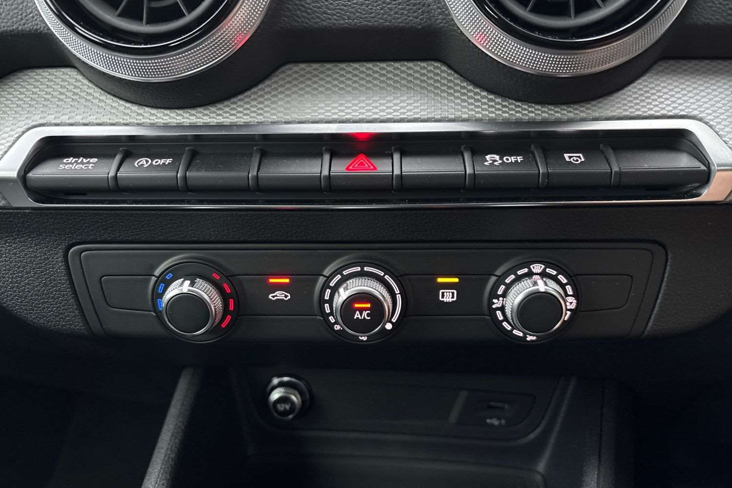 Used Audi Q2 2024 for sale - 76475846: Photo 32