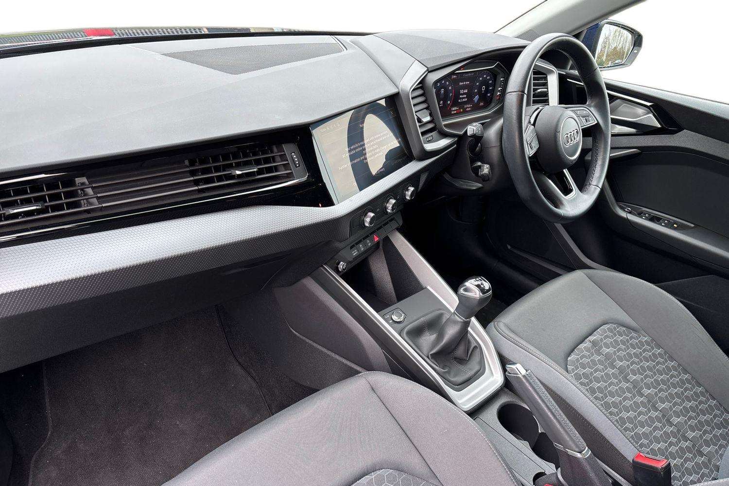 Used Audi A1 2023 for sale - 77914082: Photo 2