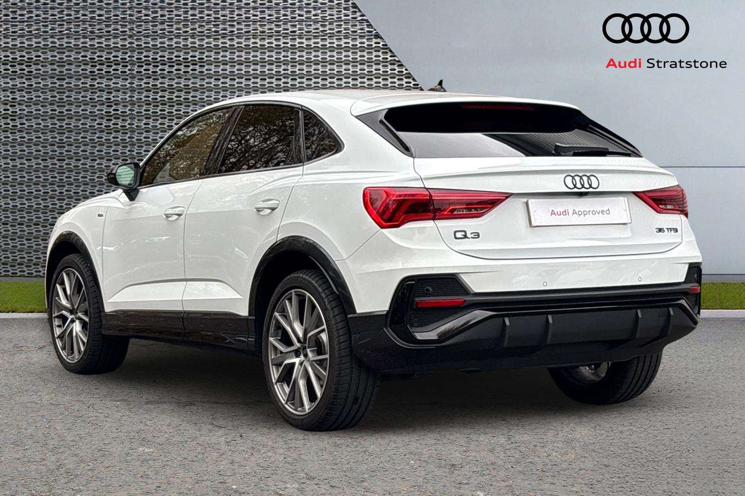 Used Audi Q3 2025 for sale - 76564569: Photo 3