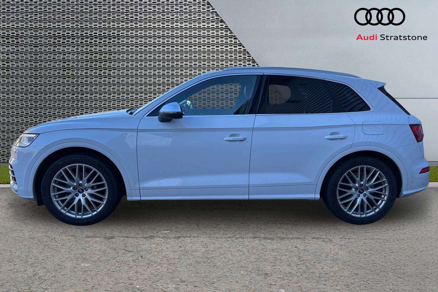 Used Audi Q5 2018 for sale - 77943469: Photo 8