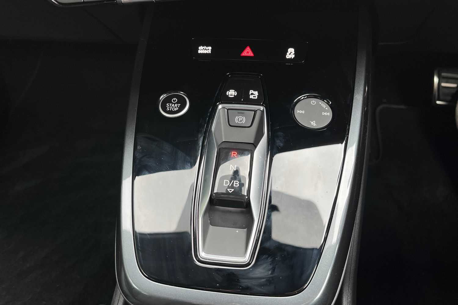 Vehicle 33