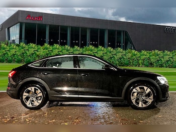 Used Audi Q8 2024 for sale - 75496562: Photo