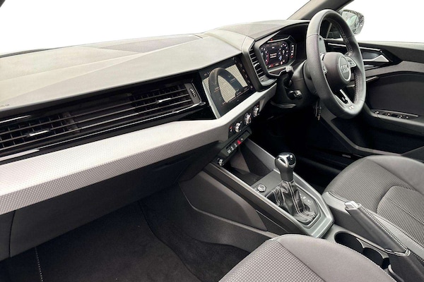 Used Audi A1 2024 for sale - 76242503: Photo 2
