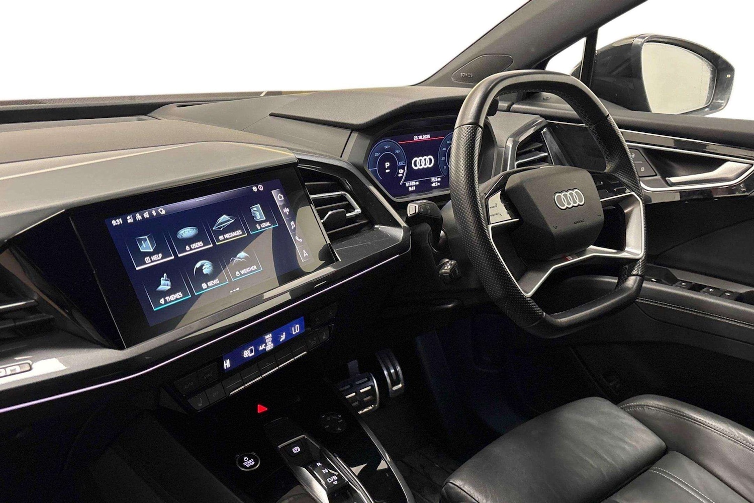 Used Audi Q4 e-tron 2021 for sale - 77397799: Photo 2