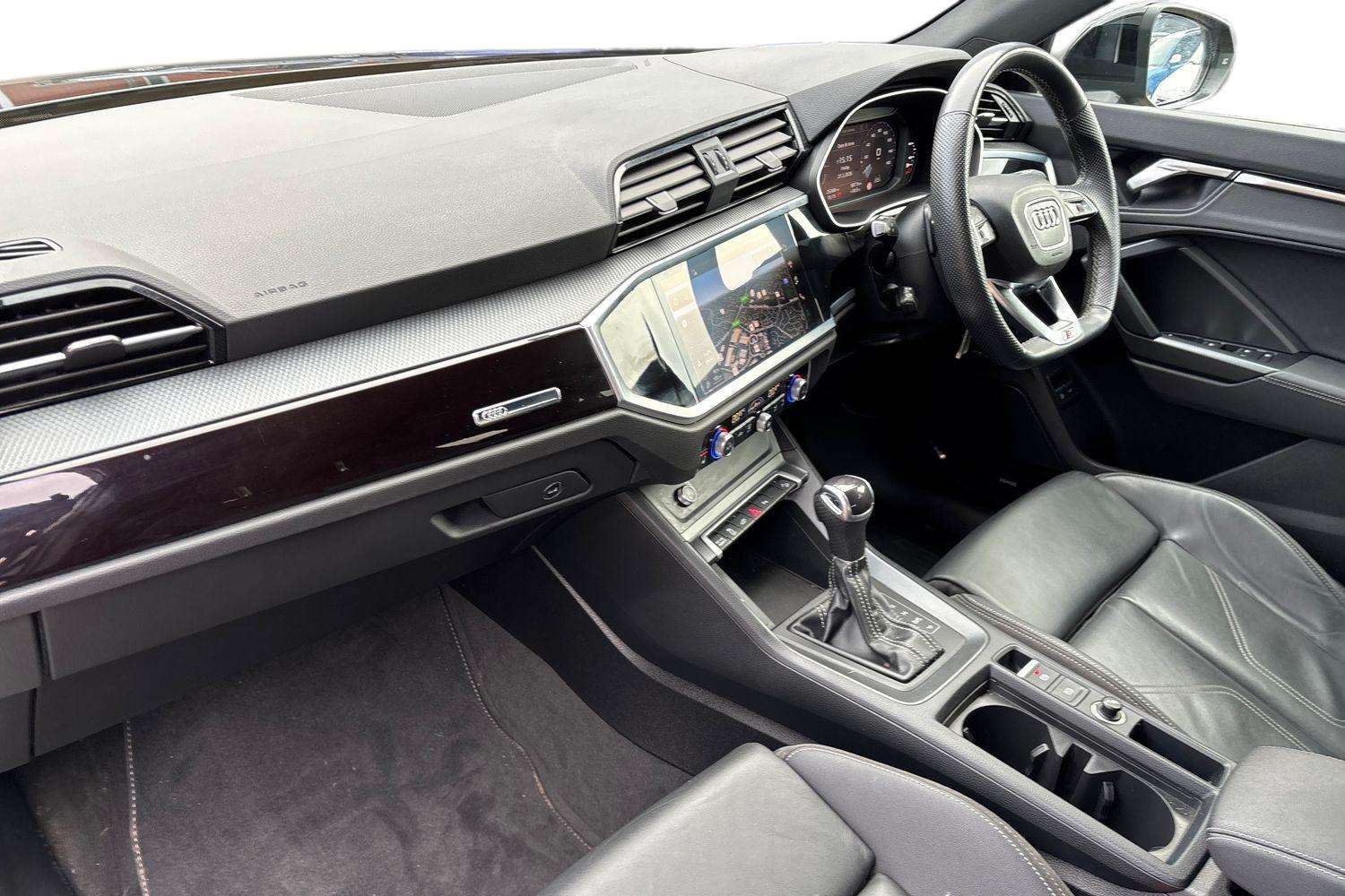 Used Audi Q3 2022 for sale - 77698965: Photo 2