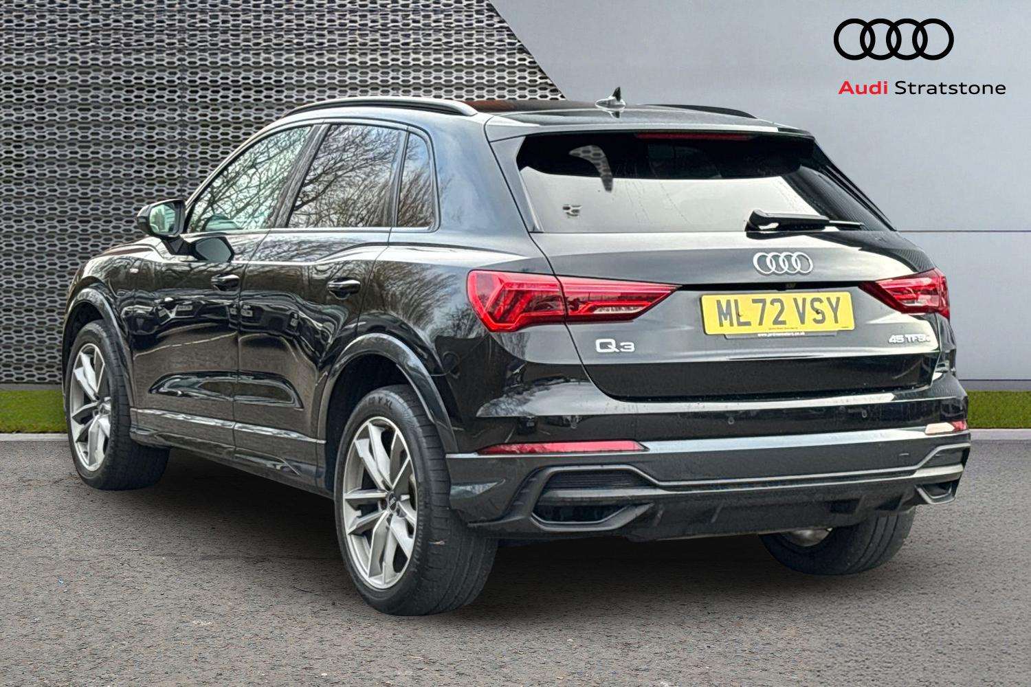 Used Audi Q3 2022 for sale - 77698965: Photo 3