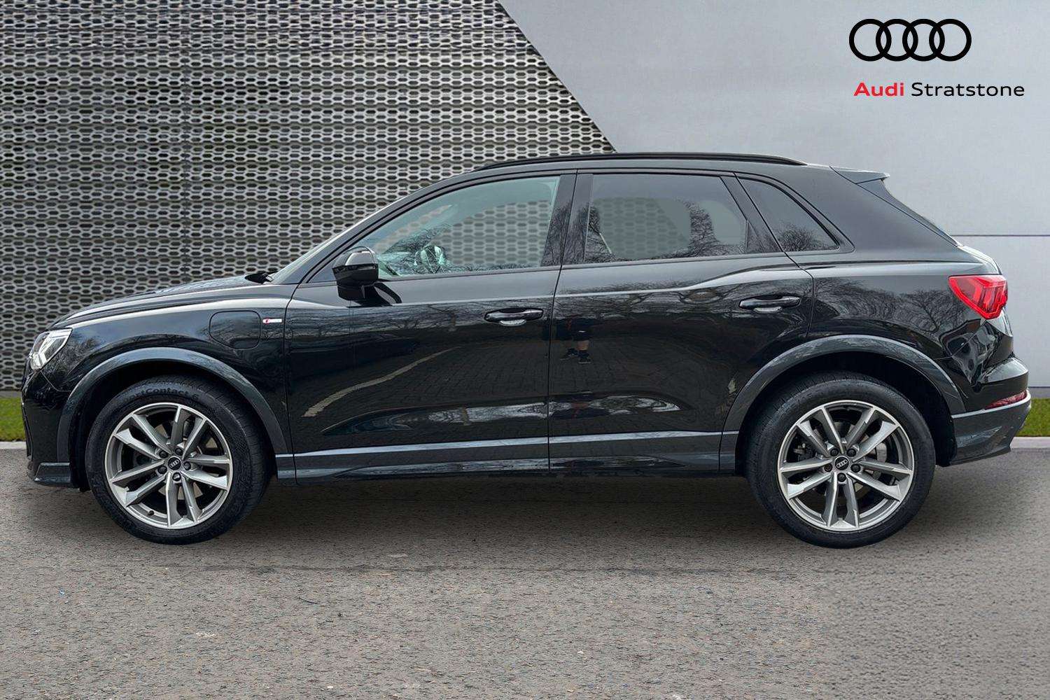 Used Audi Q3 2022 for sale - 77698965: Photo 8