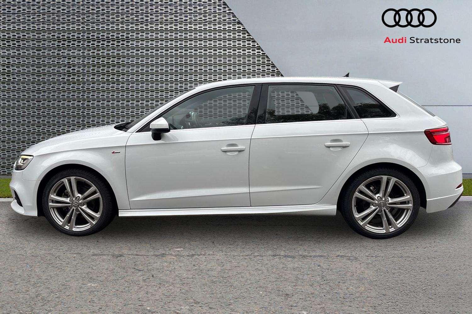 Used Audi A3 2019 for sale - 76501844: Photo 8