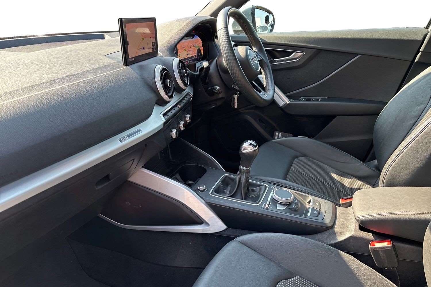 Used Audi Q2 for sale - 77429156: Photo 2