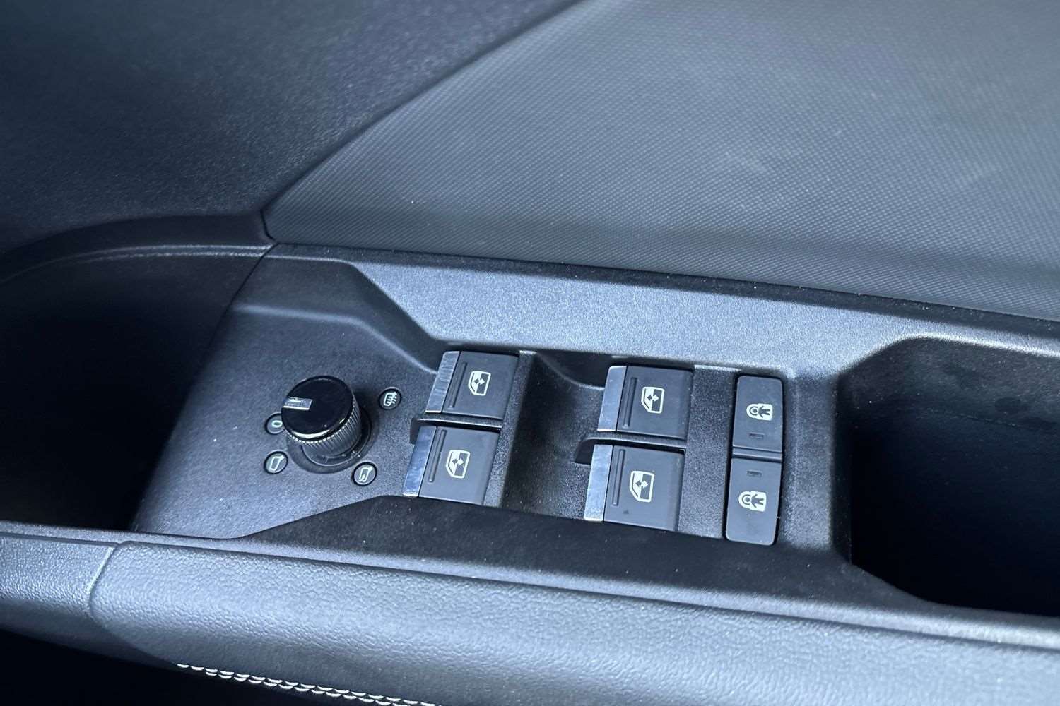 Used Audi Q4 e-tron 2023 for sale - 77540639: Photo 14