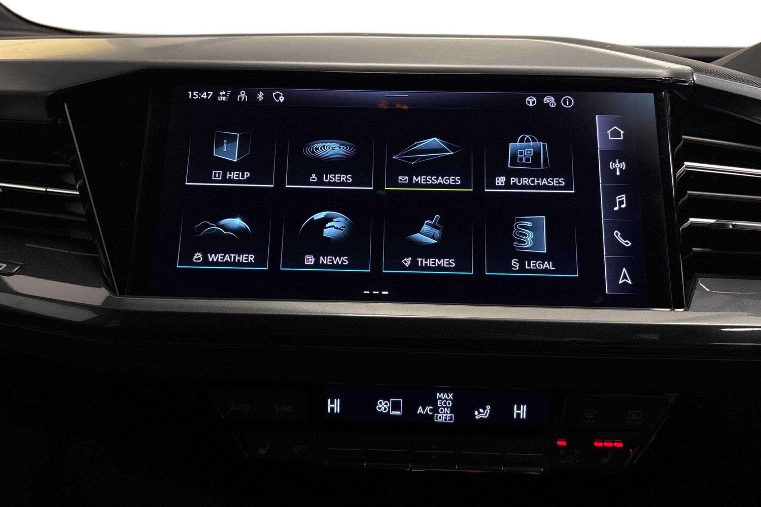 Used Audi Q4 e-tron 2023 for sale - 77540639: Photo 8