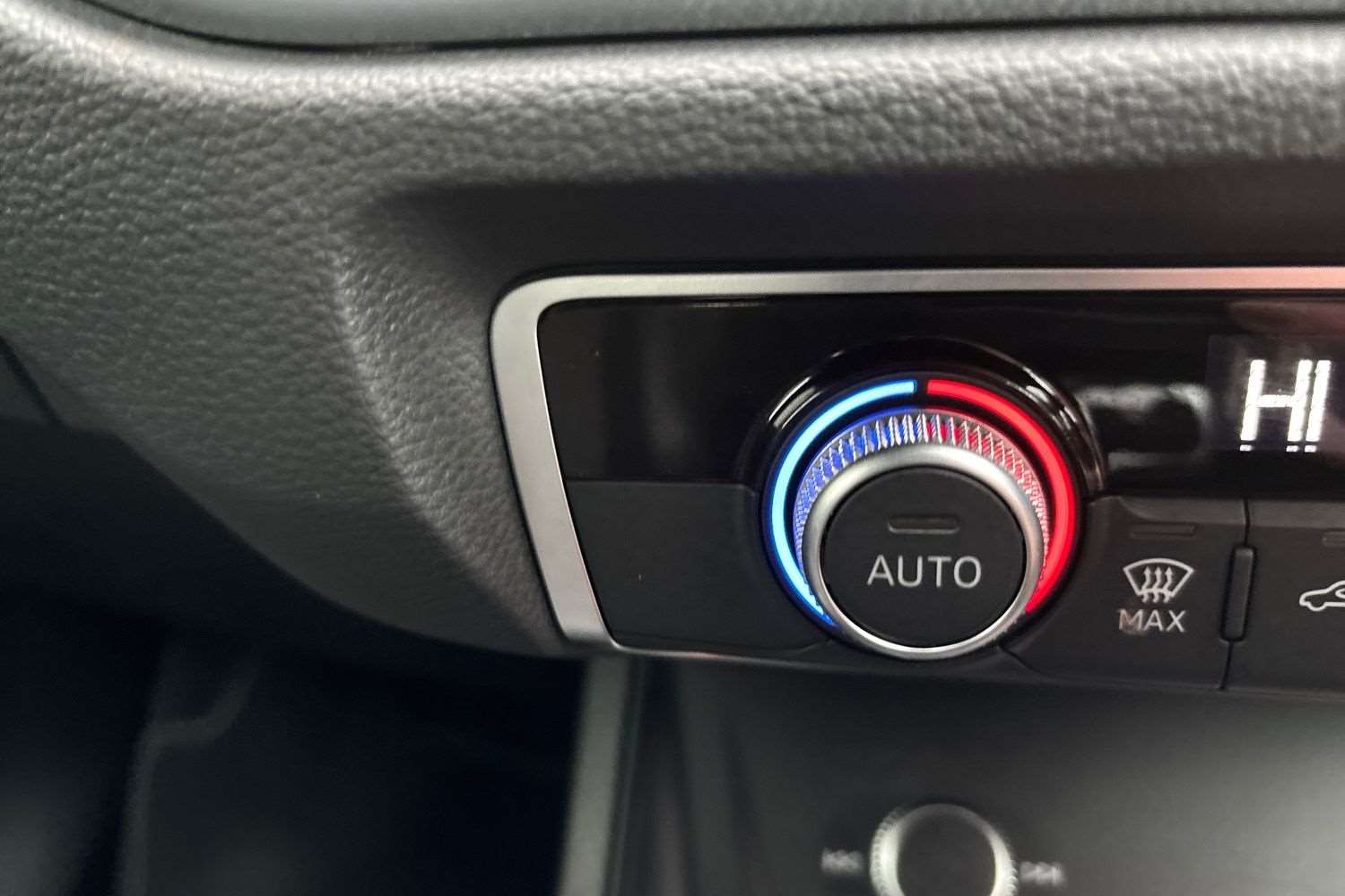 Used Audi Q3 2023 for sale - 77429076: Photo 28