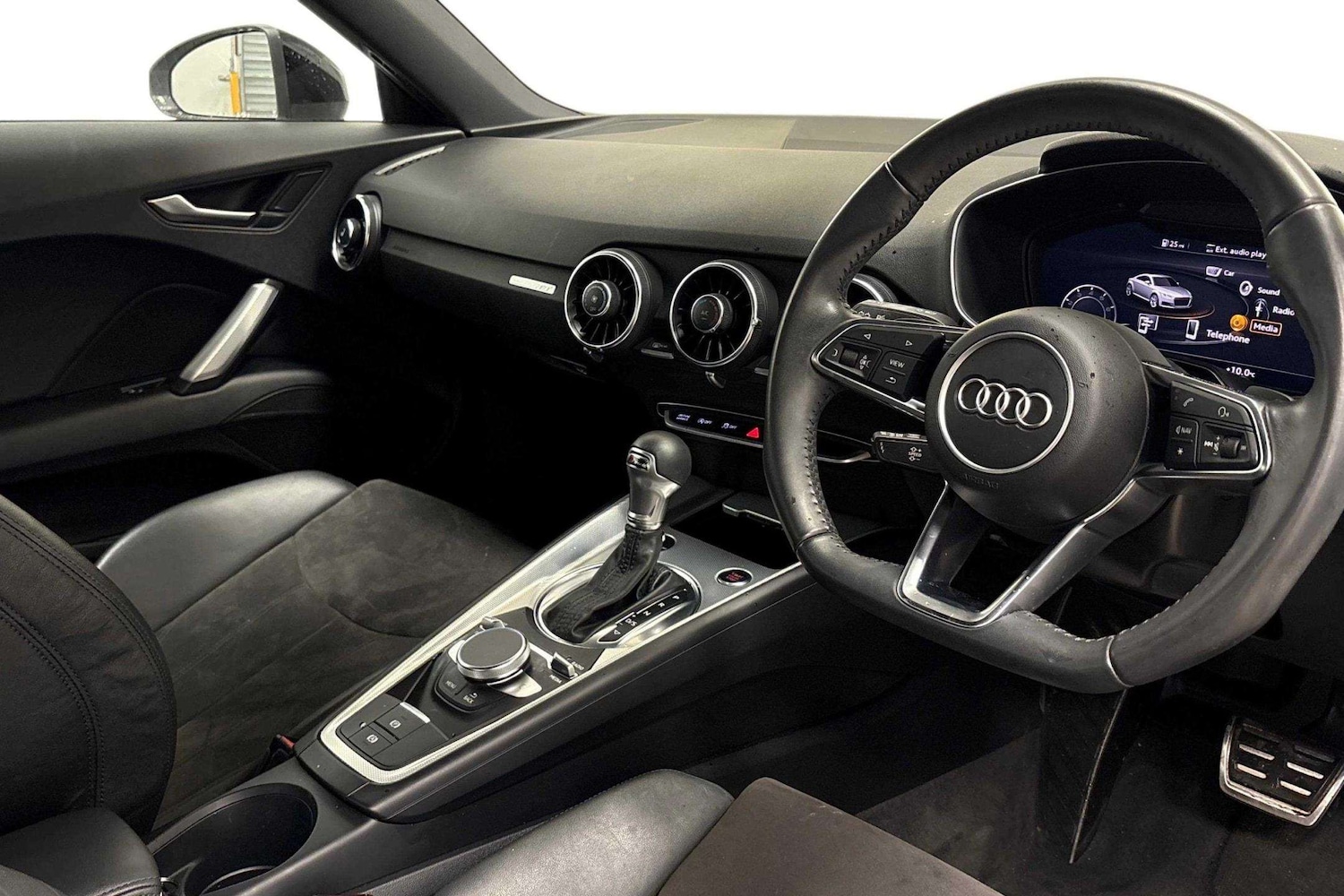 Used Audi TT 2021 for sale - 77270231: Photo 6