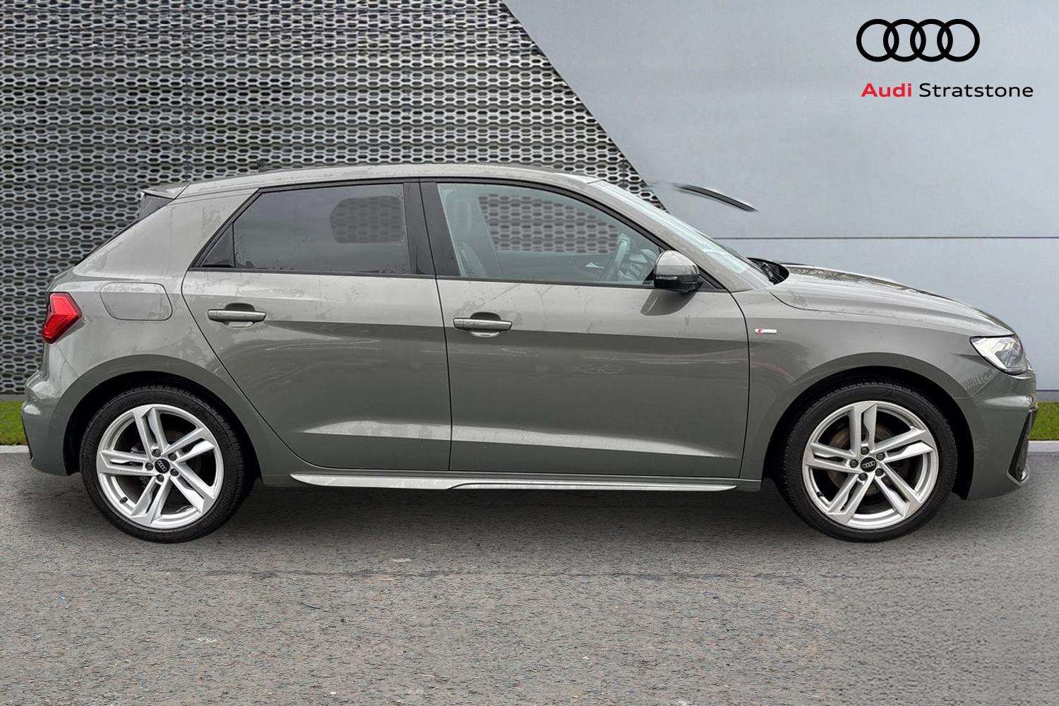 Used Audi A1 2023 for sale - 78187826: Photo 4