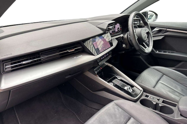 Used Audi A3 2022 for sale - 76218461: Photo 2