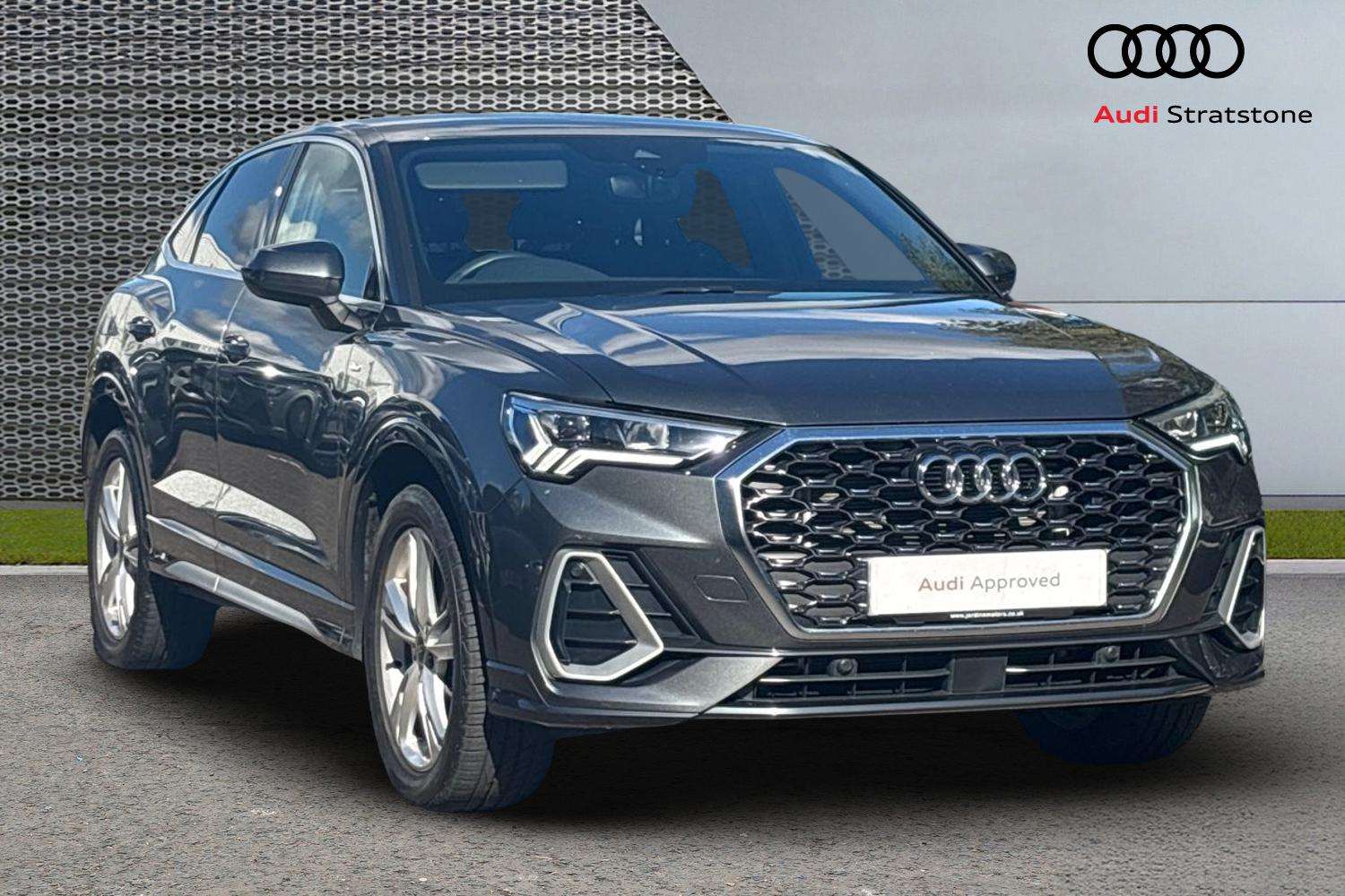 Used Audi Q3 2023 for sale - 76075388: Photo 1
