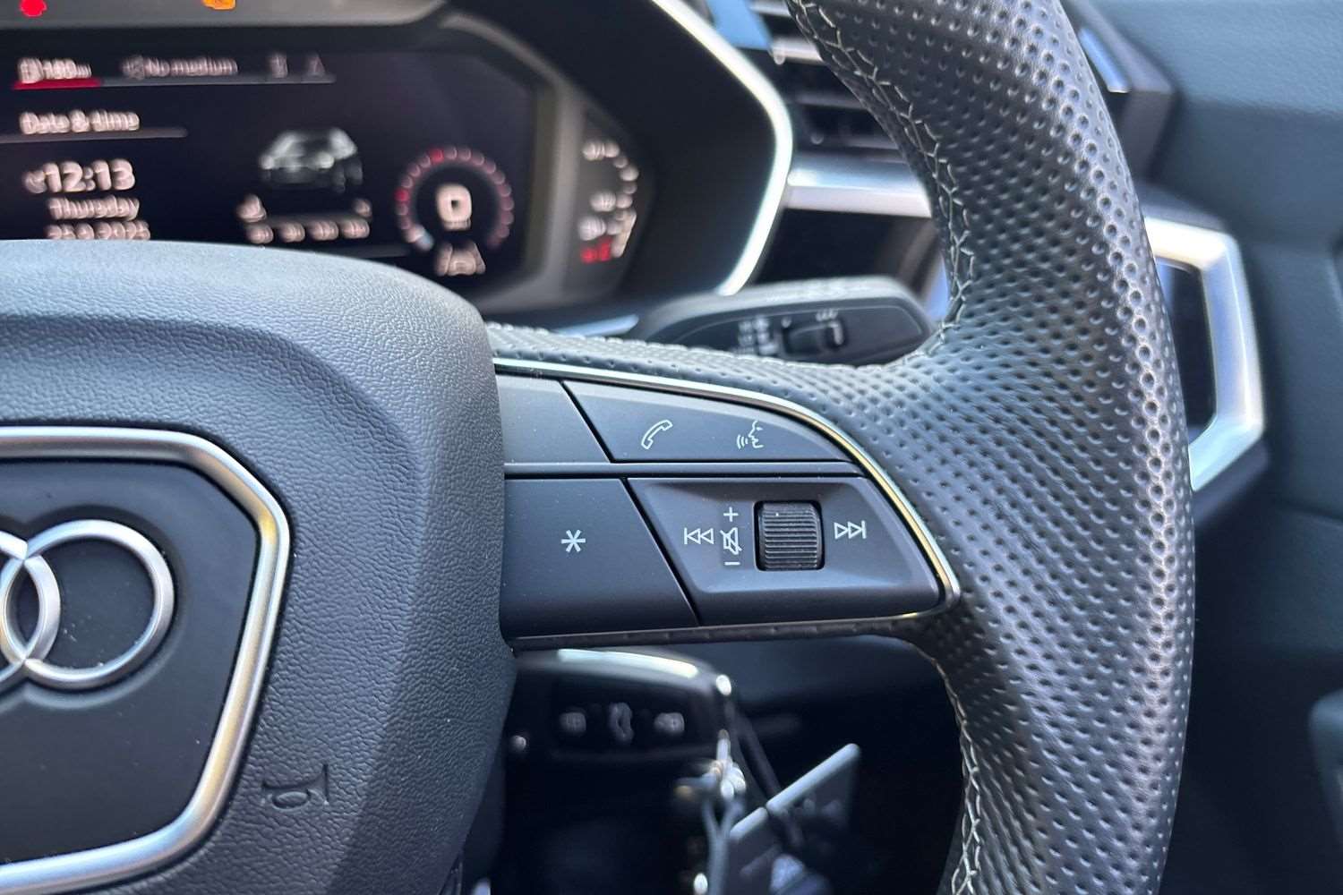 Used Audi Q3 2023 for sale - 76075388: Photo 17