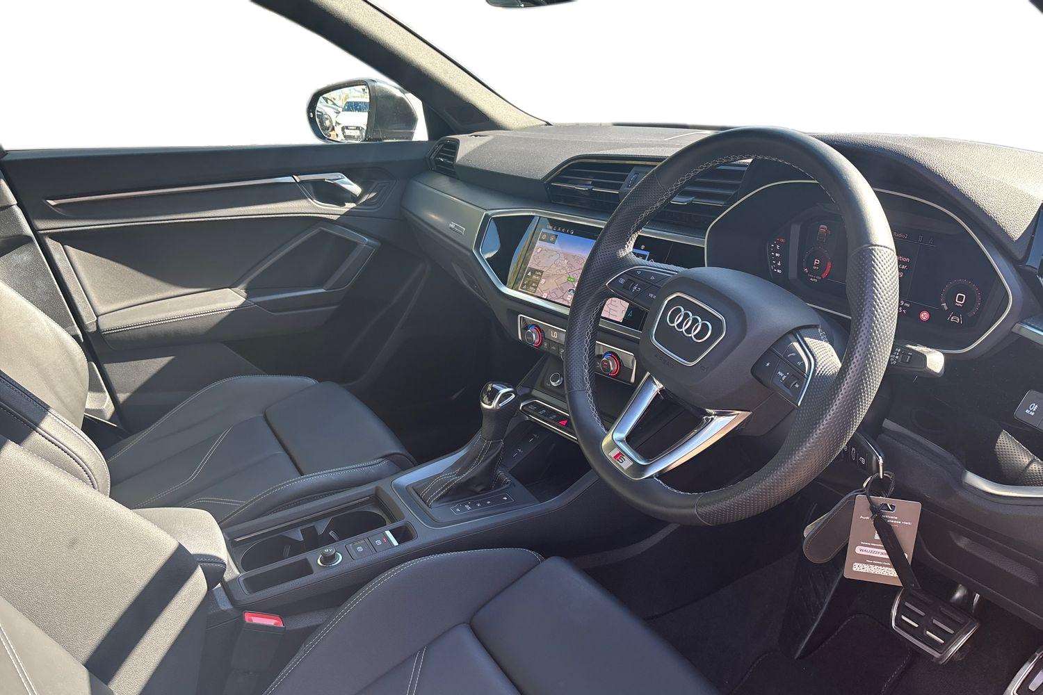 Used Audi Q3 2023 for sale - 76075388: Photo 6