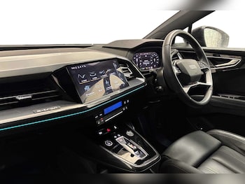 Used Audi Q4 e-tron 2023 for sale - 77943241: Photo