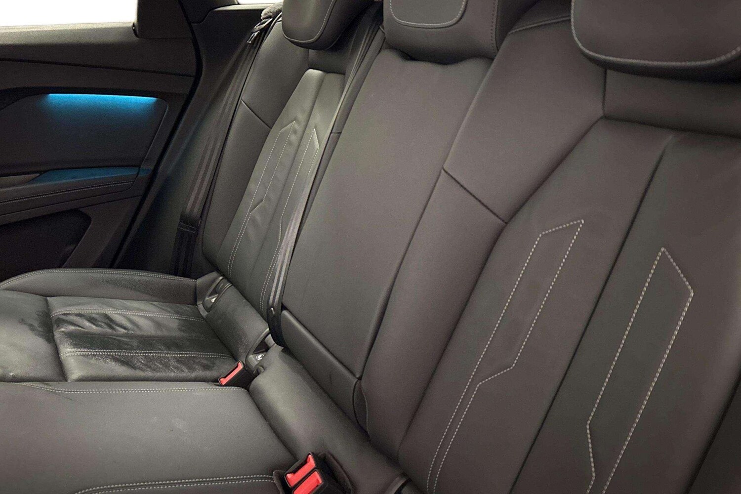 Used Audi Q4 e-tron 2023 for sale - 77943241: Photo 7