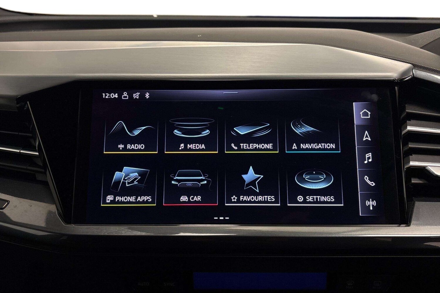 Used Audi Q4 e-tron 2023 for sale - 77943241: Photo 8