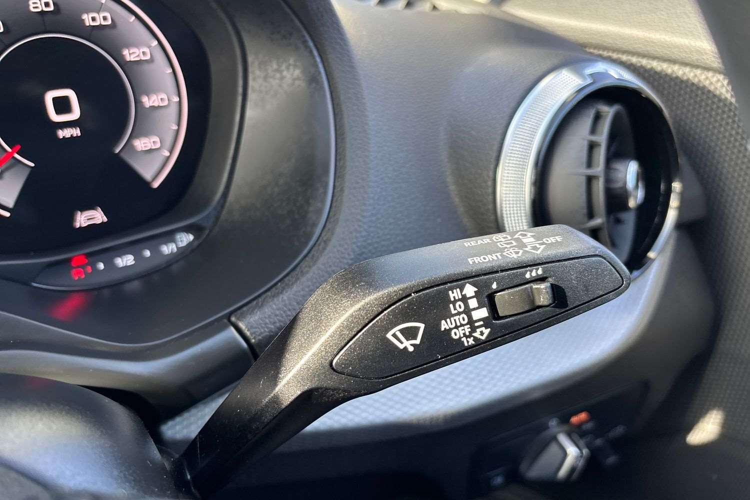 Used Audi Q2 2025 for sale - 77842527: Photo 35