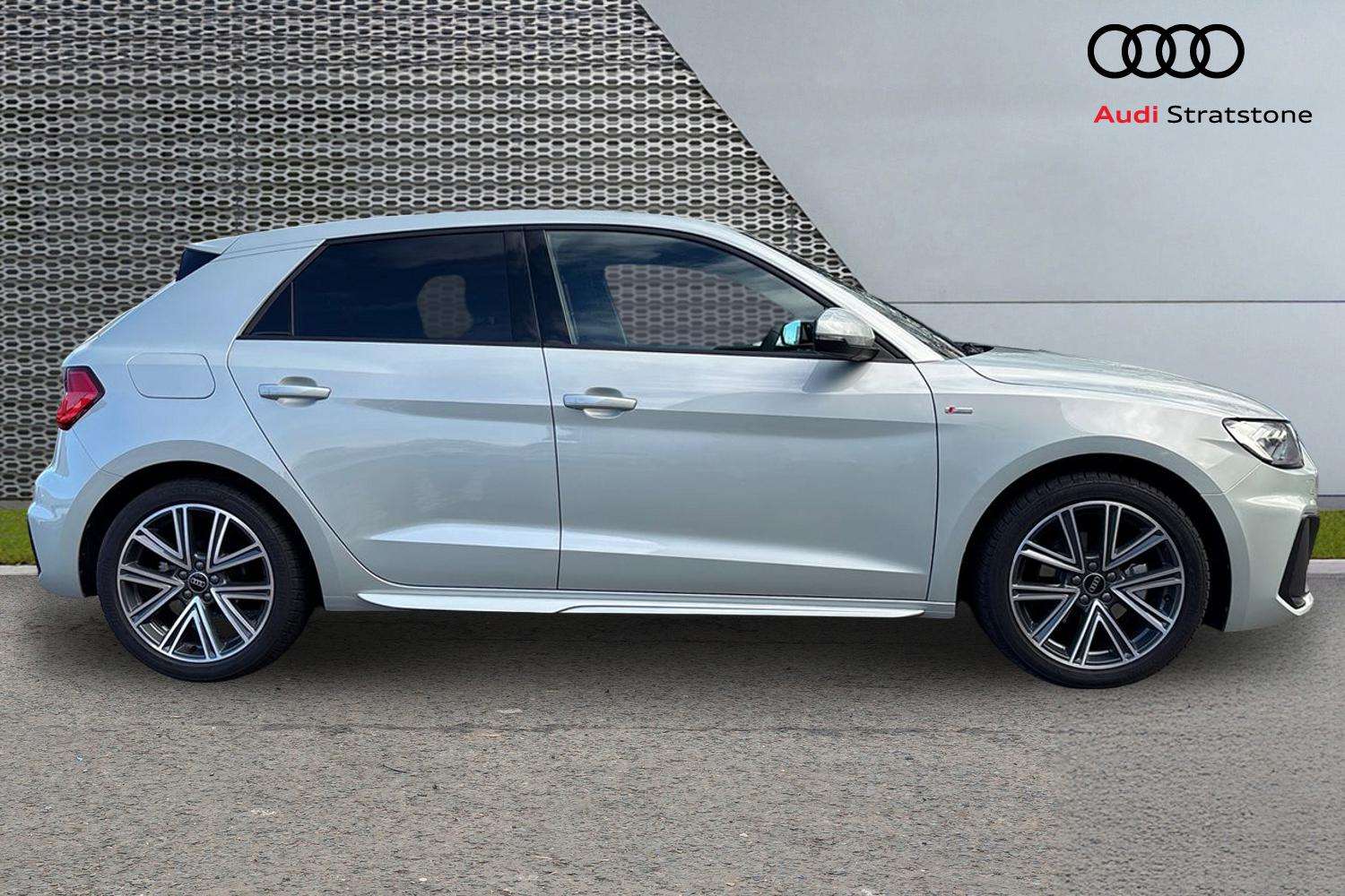 Used Audi A1 2025 for sale - 77827370: Photo 4
