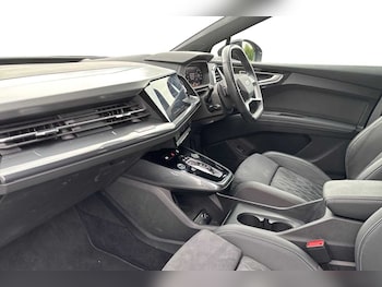 Used Audi Q4 e-tron 2024 for sale - 76610576: Photo