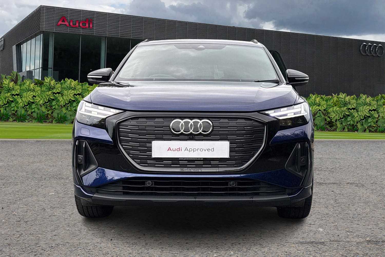 Used Audi Q4 e-tron 2024 for sale - 76610576: Photo 8