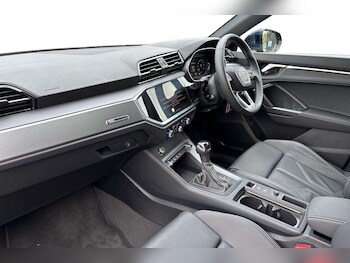 Used Audi Q3 2024 for sale - 76475979: Photo