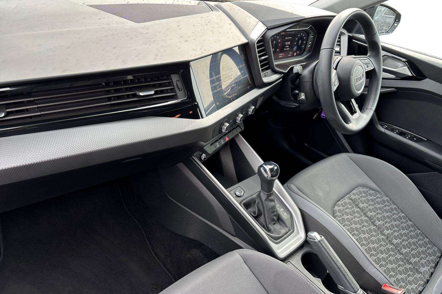 Used Audi A1 2024 for sale - 78209065: Photo 2