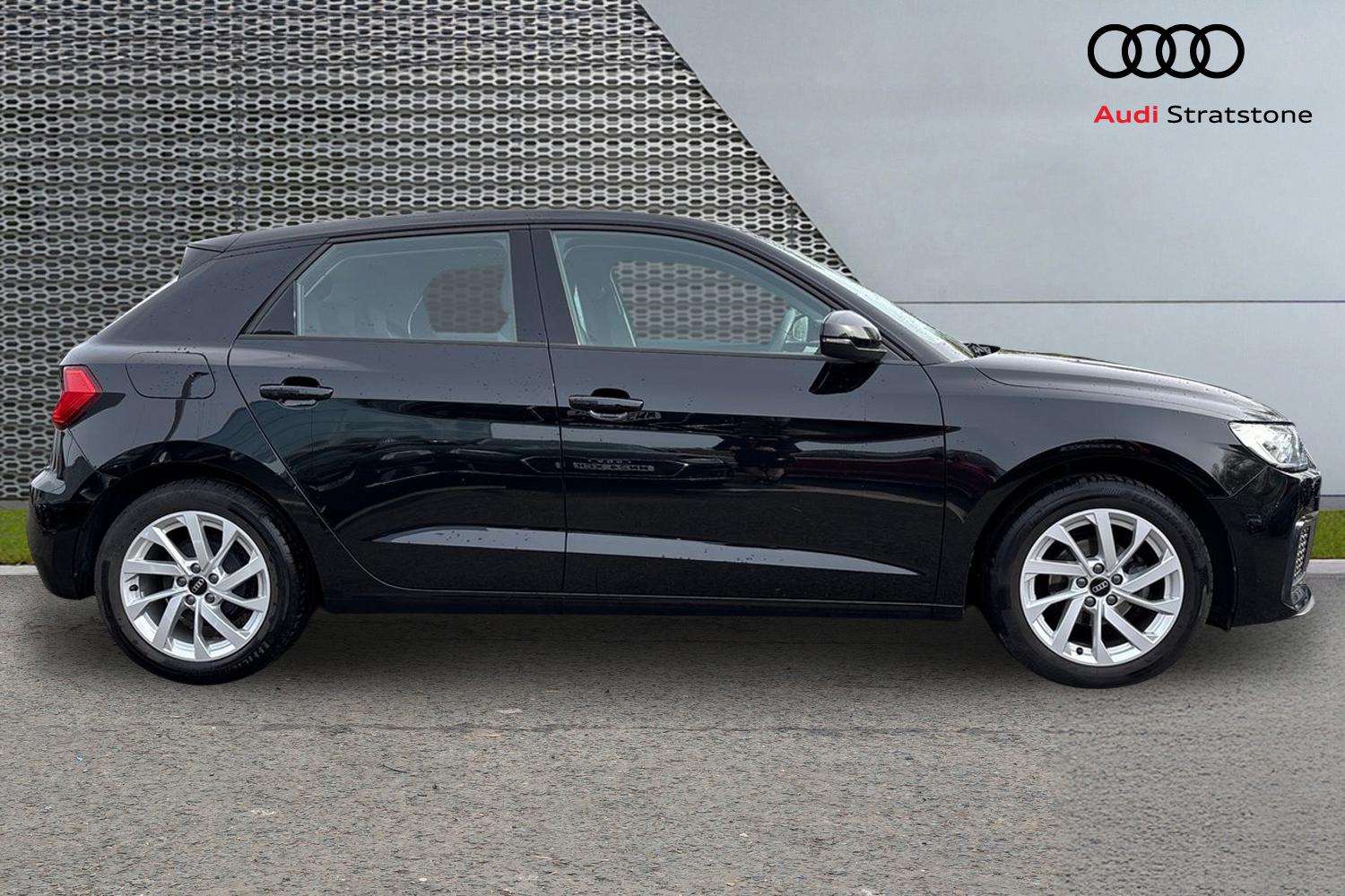 Used Audi A1 2024 for sale - 78209065: Photo 4