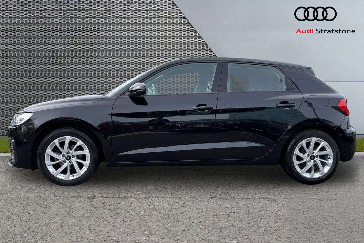 Used Audi A1 2024 for sale - 78209065: Photo 8