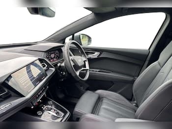 Used Audi Q4 e-tron 2025 for sale - 79702912: Photo