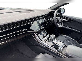 Used Audi Q8 2023 for sale - 78507606: Photo