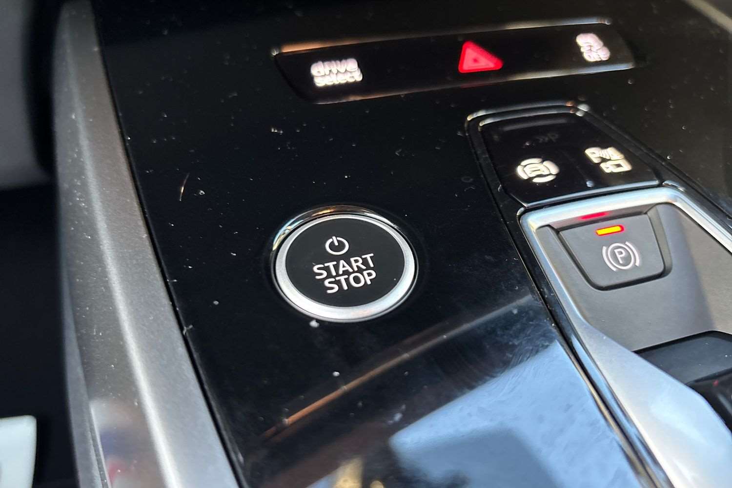 Used Audi Q4 e-tron 2025 for sale - 76610475: Photo 29