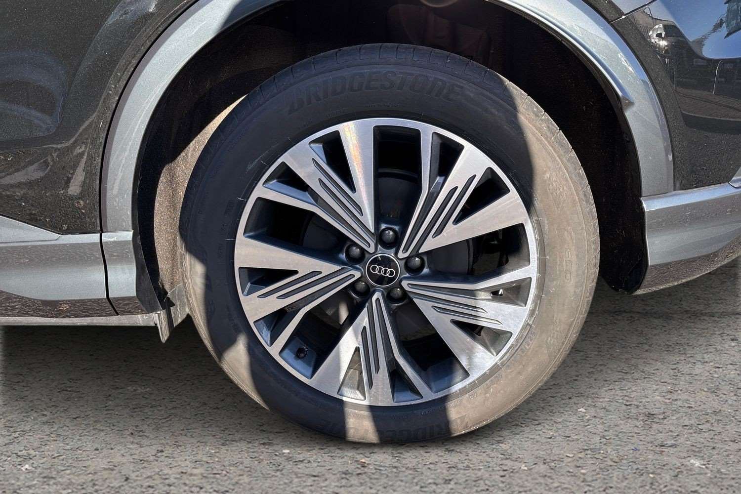 Used Audi Q4 e-tron 2025 for sale - 76610475: Photo 5