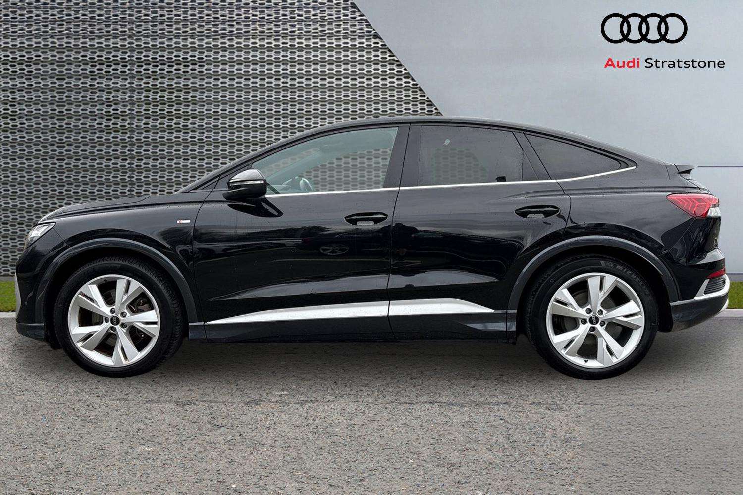 Used Audi Q4 e-tron 2022 for sale - 77458561: Photo 8